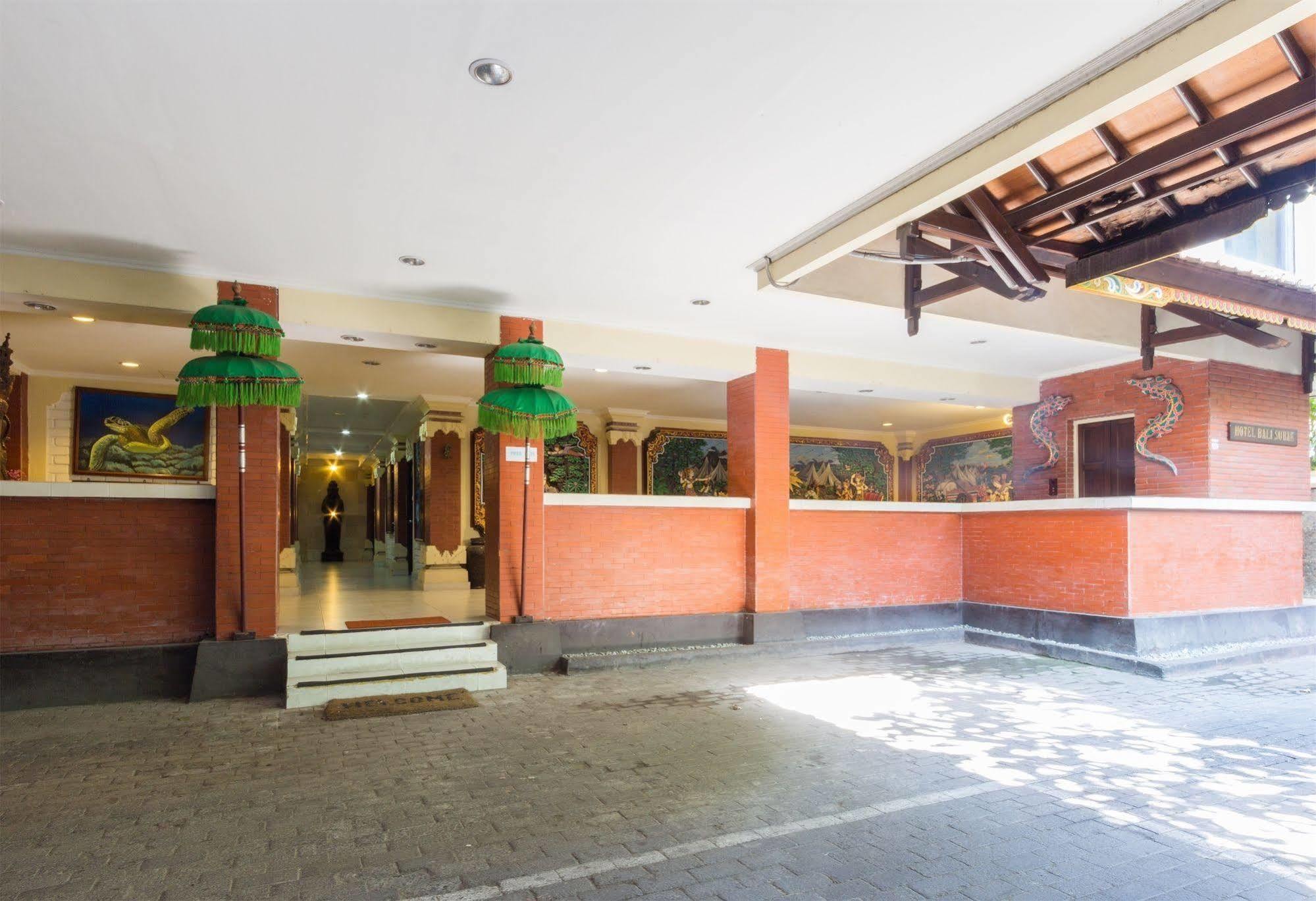 Reddoorz @ Arjuna Double Six Seminyak  Ngoại thất bức ảnh