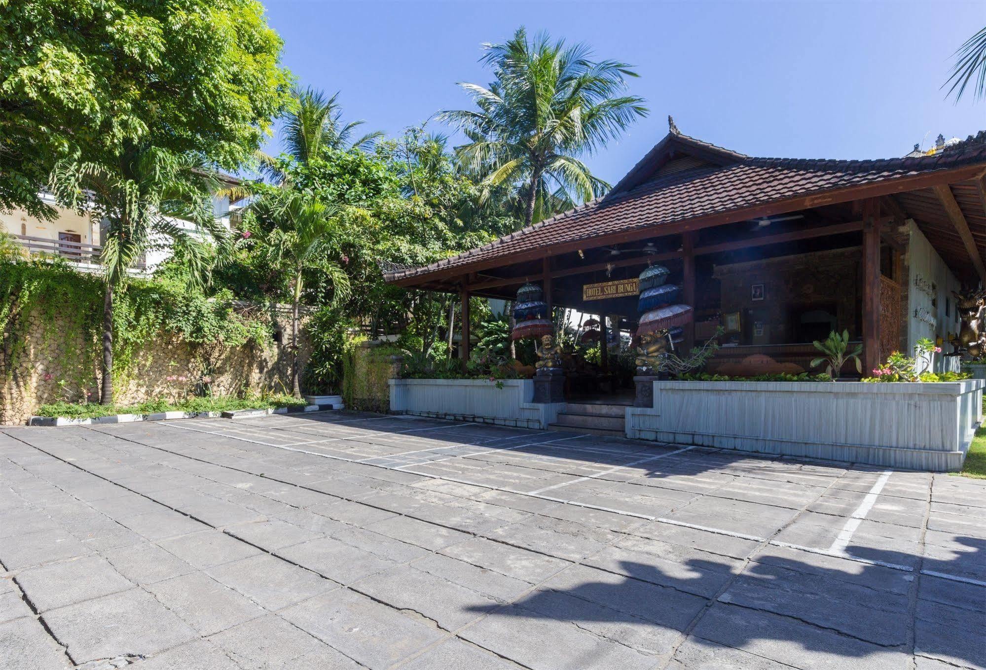 Reddoorz @ Arjuna Double Six Seminyak  Ngoại thất bức ảnh