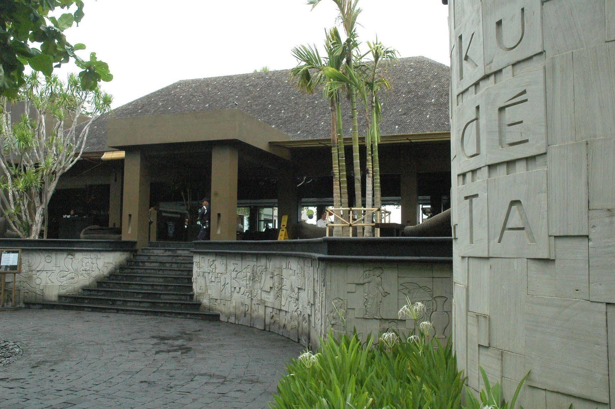 Reddoorz @ Arjuna Double Six Seminyak  Ngoại thất bức ảnh